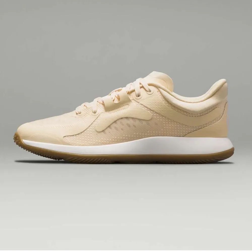 Lululemon Women’s Yellow Chiffon Training Sneakers (Size 8)